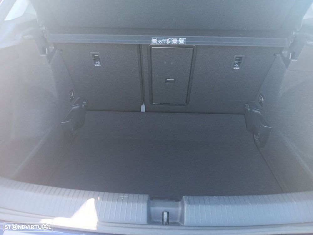 VW T-Roc 1.5 TSI Style DSG - 18
