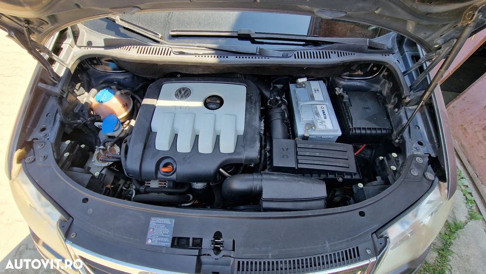 Volkswagen Touran - 7