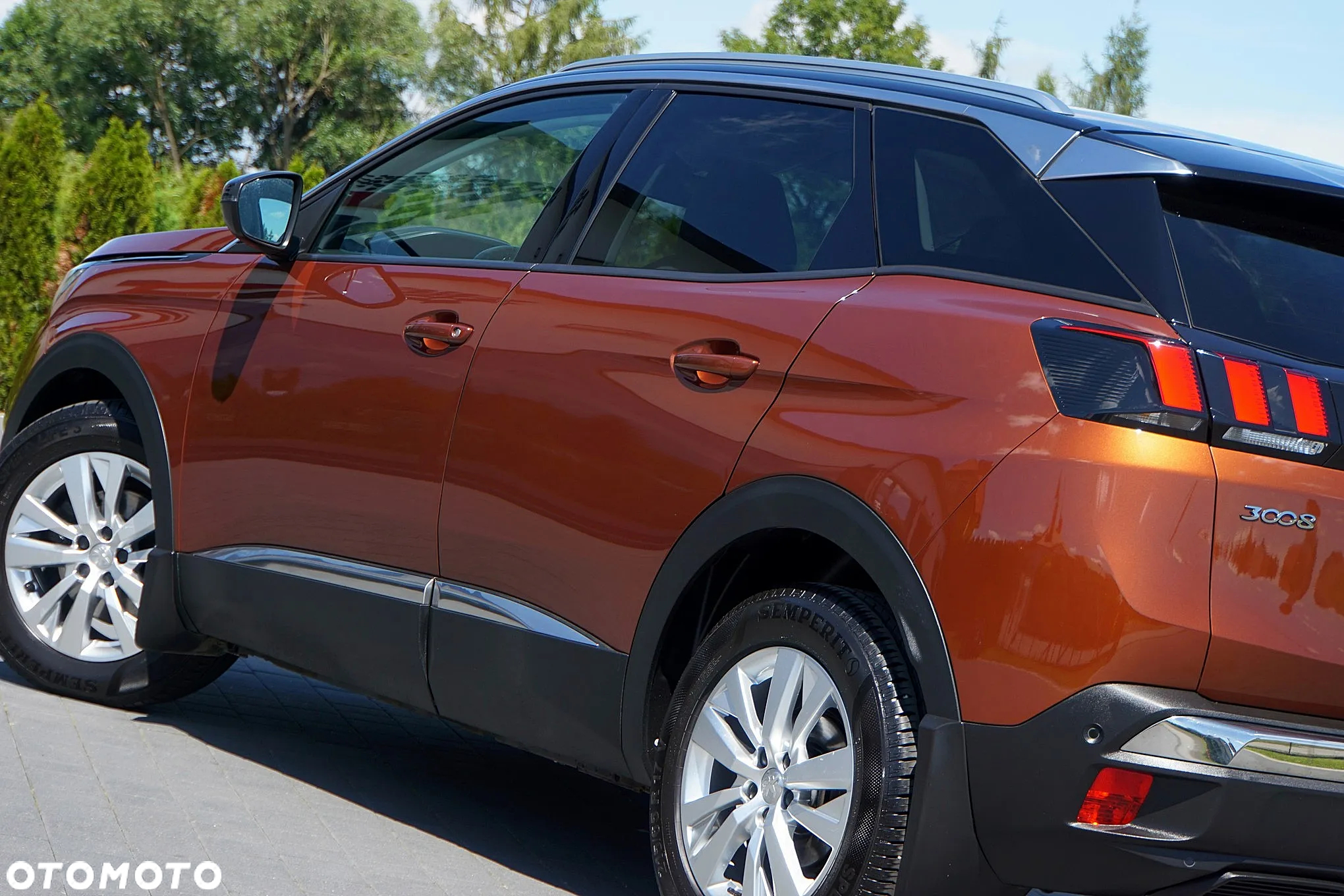 Peugeot 3008 1.6 BlueHDi Allure S&S EAT6 - 17