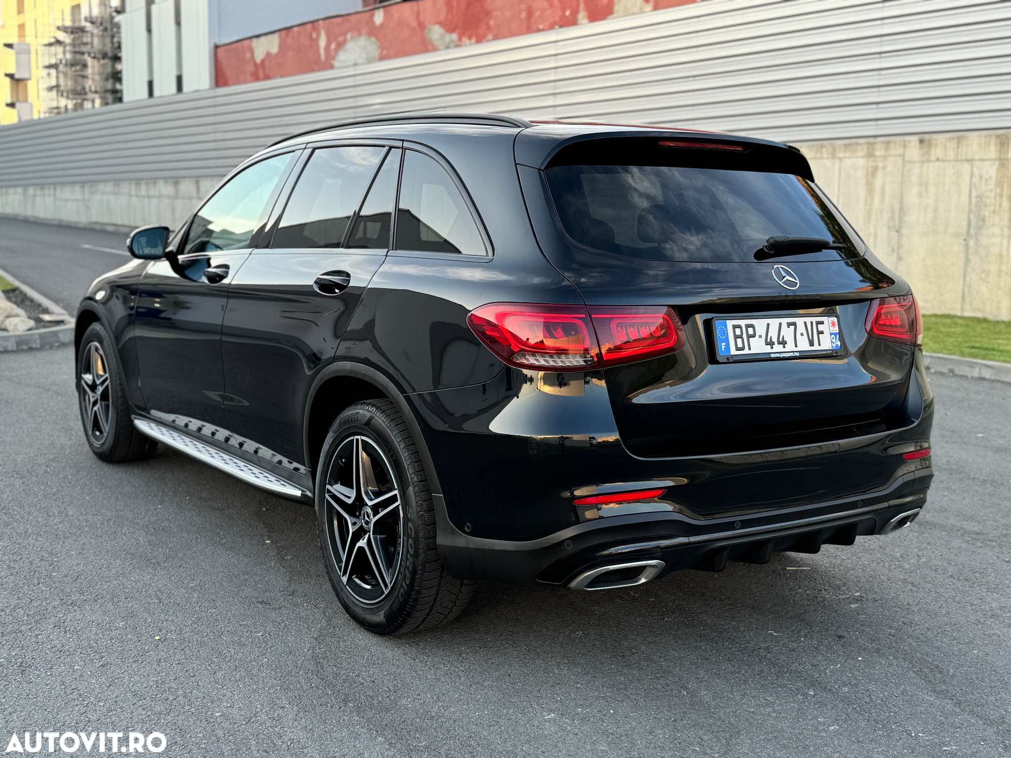 Mercedes-Benz GLC 220 d 4MATIC - 5