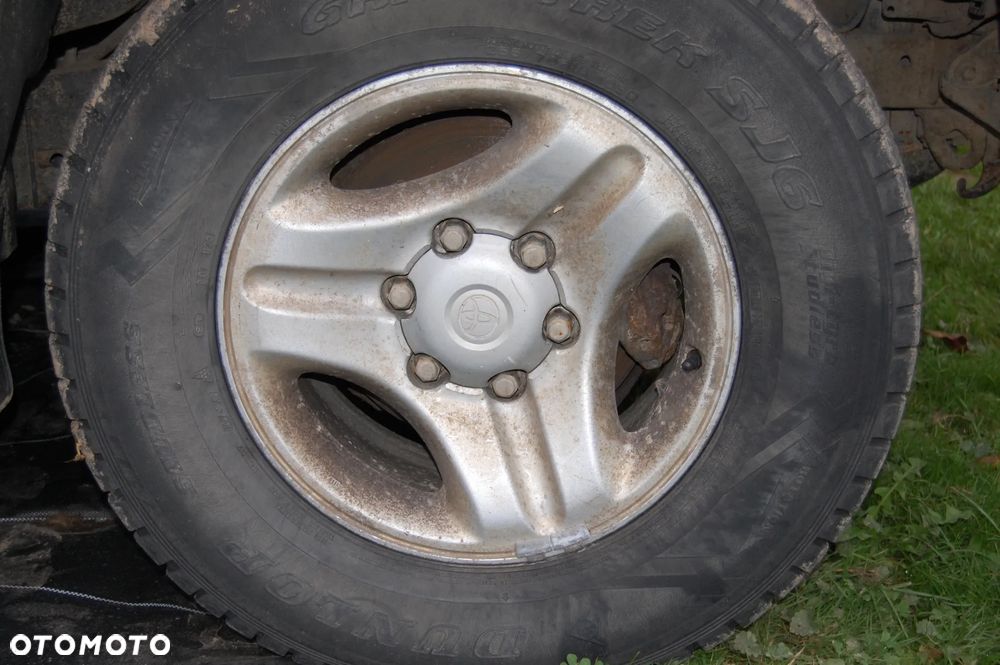 TOYOTA LAND CRUISER 90 95  - Felgi aluminiowe 16 cali 6 X 139,7