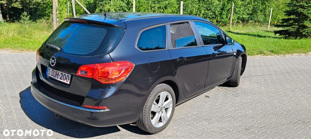 Opel Astra - 4