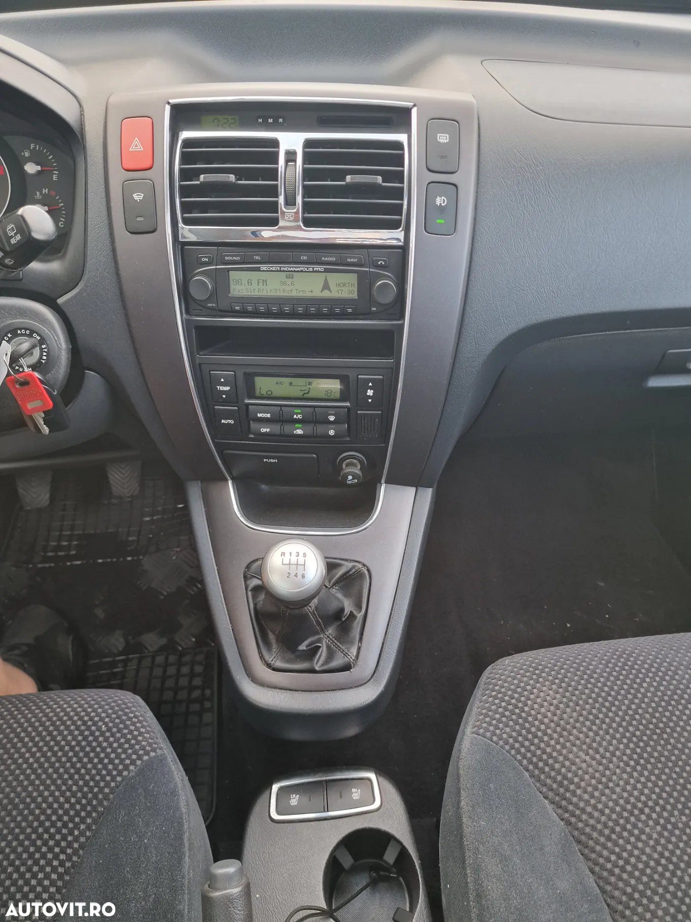 Hyundai Tucson 2.0 CRDI VGT GLS 4WD MT PREMIUM - 20