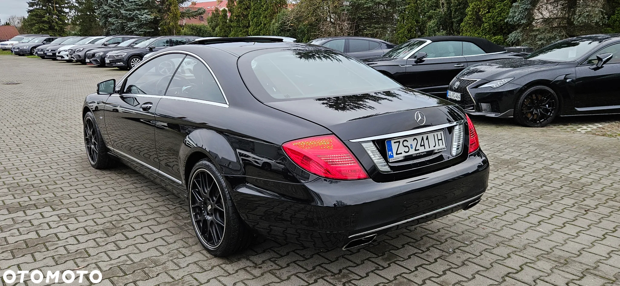 Mercedes-Benz CL 500 4-Matic BlueEff - 11