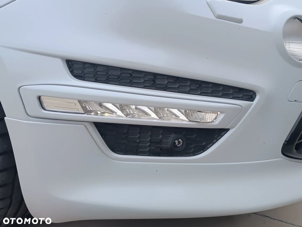 Ford S-Max - 23
