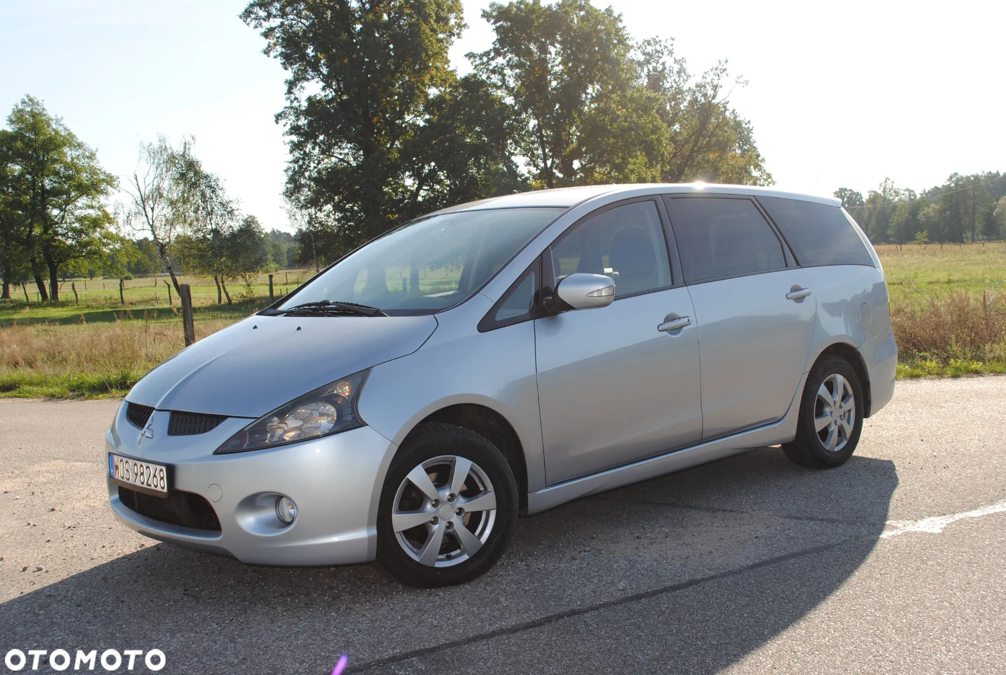 Mitsubishi Grandis 2.0 DID Intense - 2