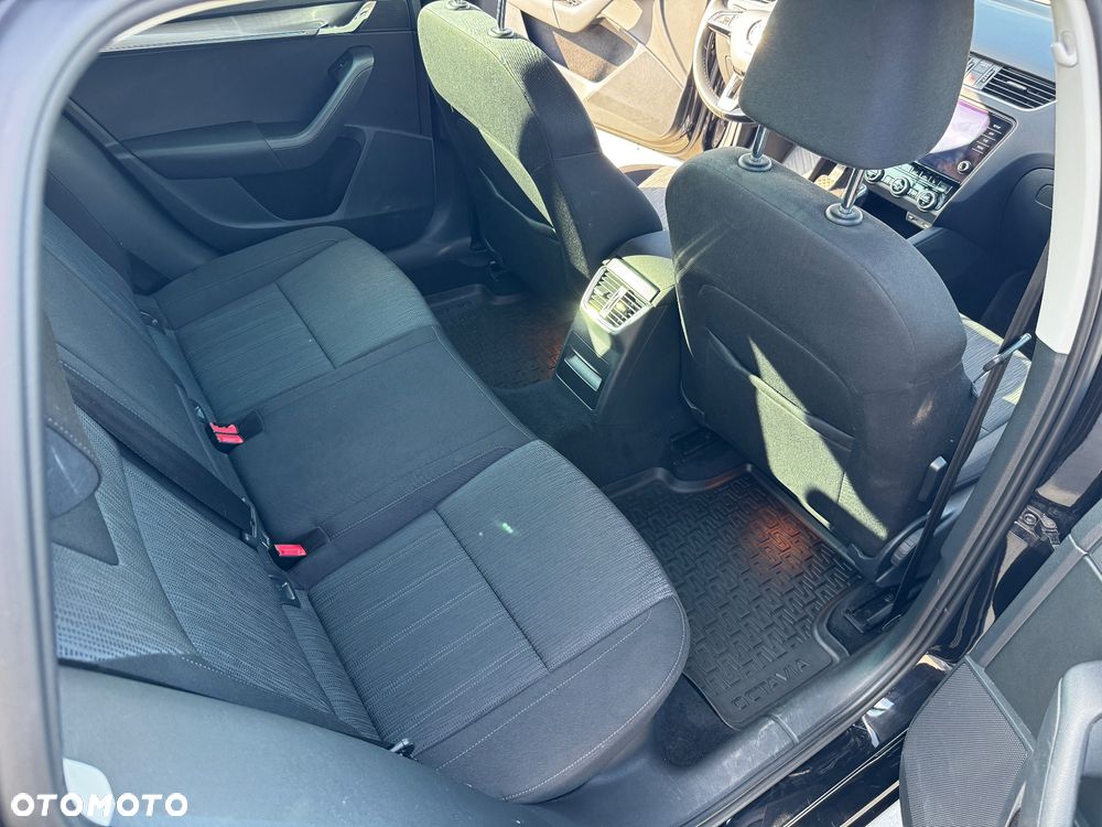 Skoda Octavia 1.6 TDI Style - 5