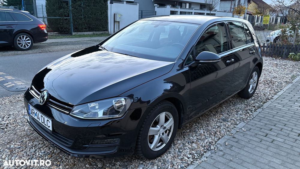 Volkswagen Golf - 3