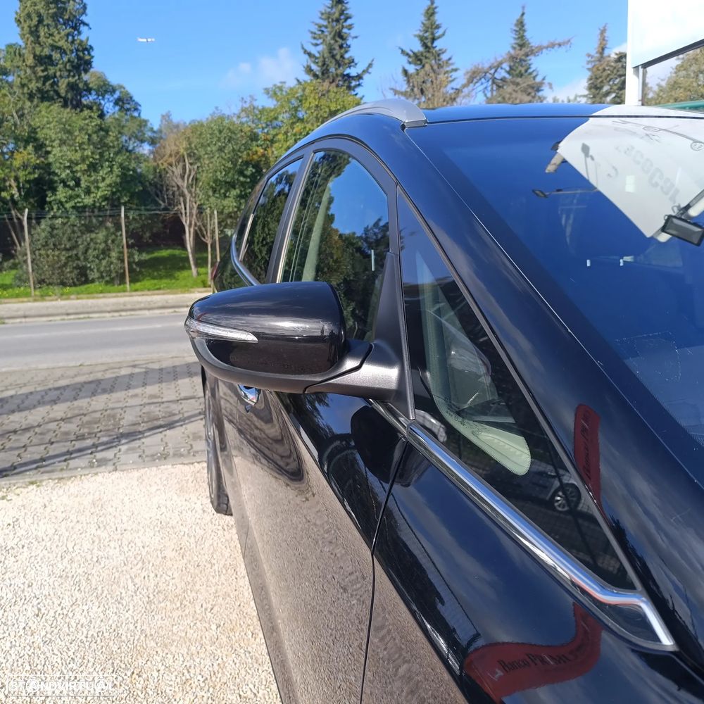 Kia Carens 1.7 CRDi ISG TX - 7