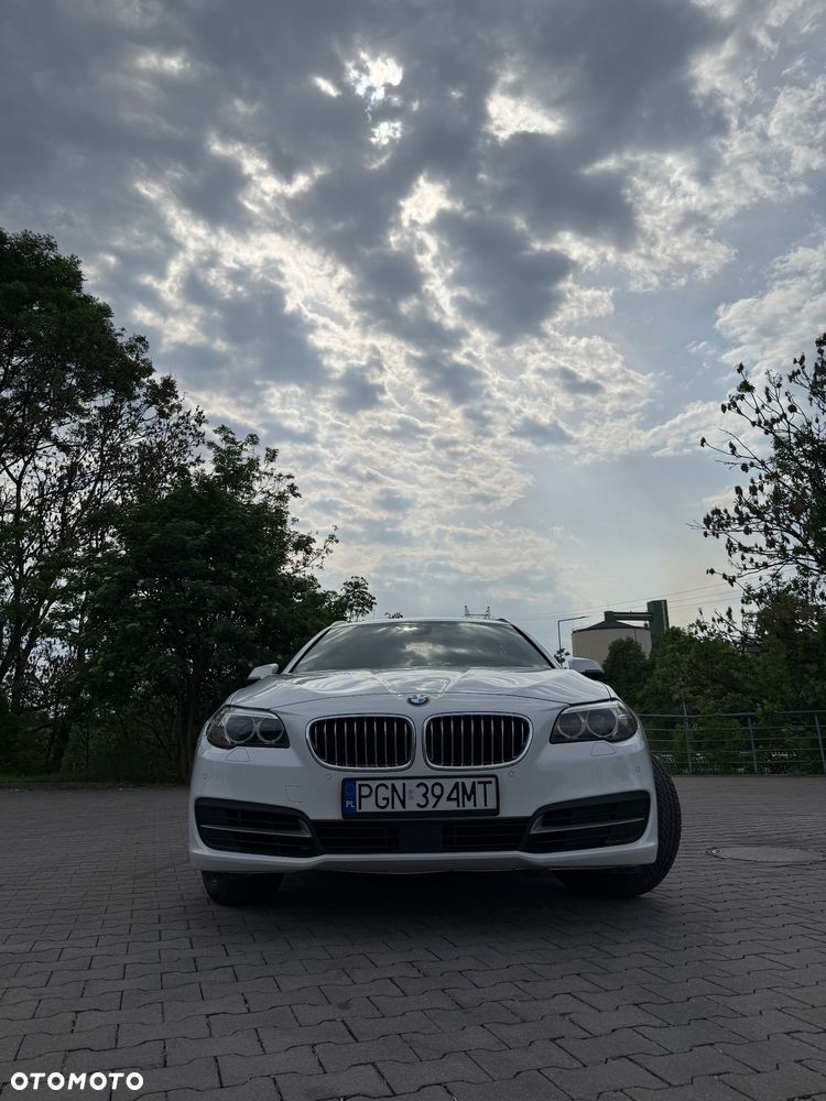 BMW Seria 5 520d xDrive - 3