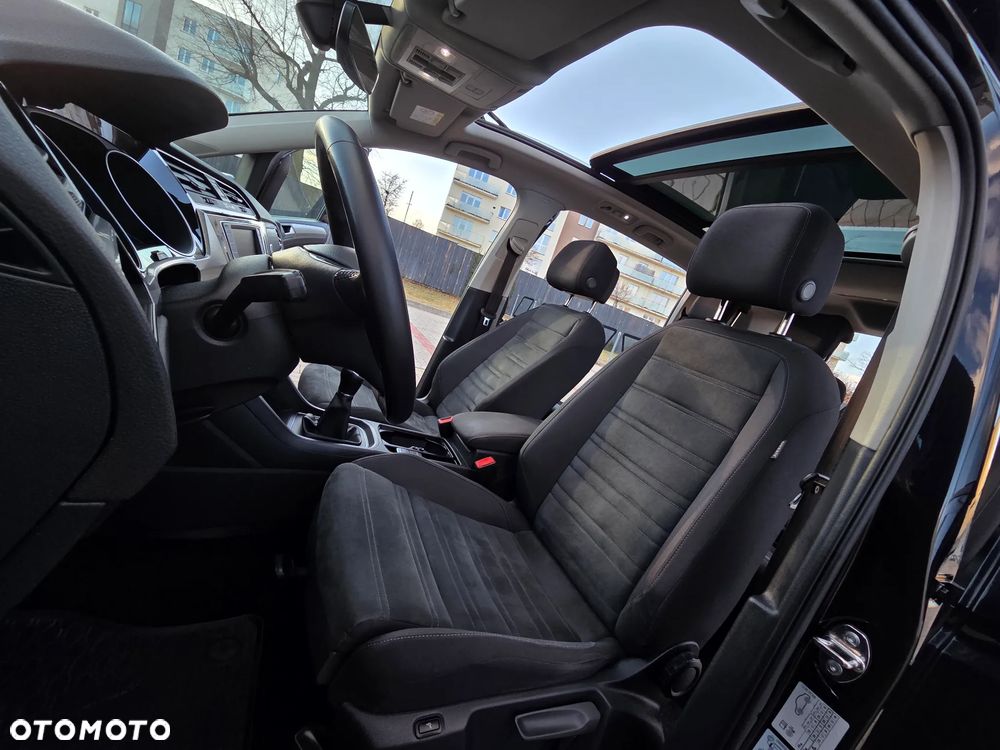 Volkswagen Touran 1.6 TDI SCR (BlueMotion Technology) Comfortline - 29