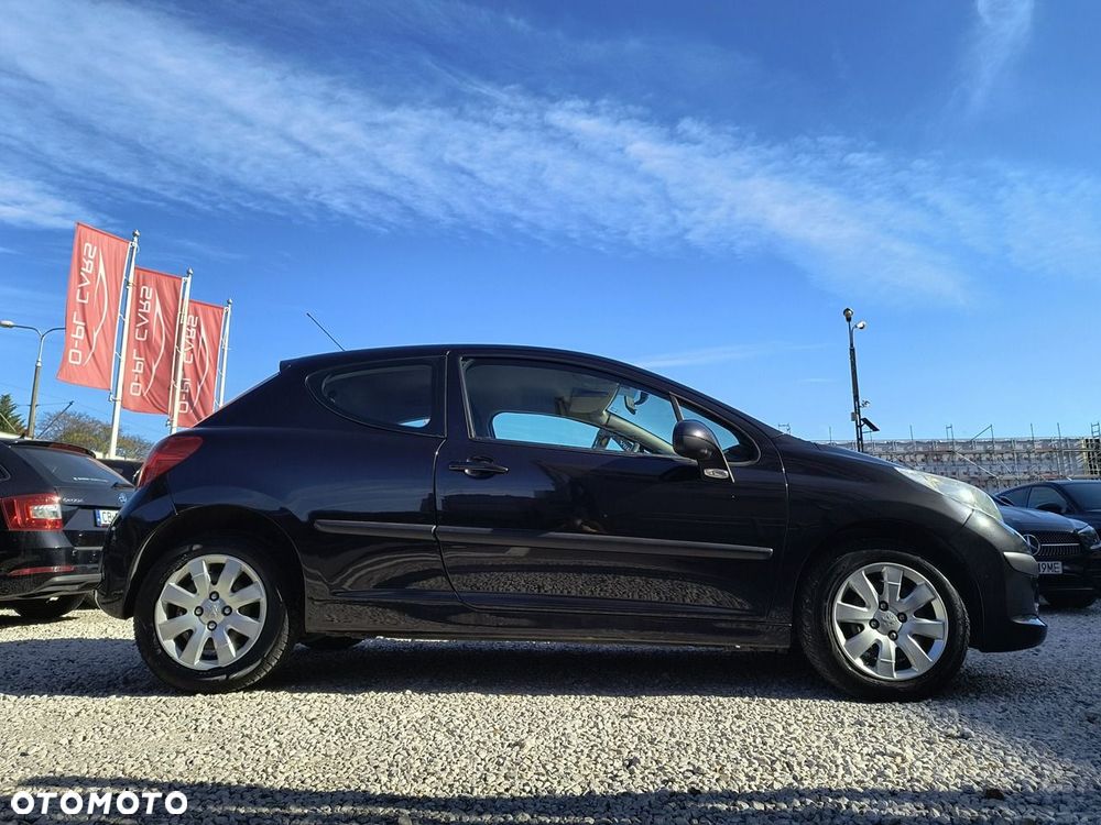 Peugeot 207 1.4 16V Trendy - 33