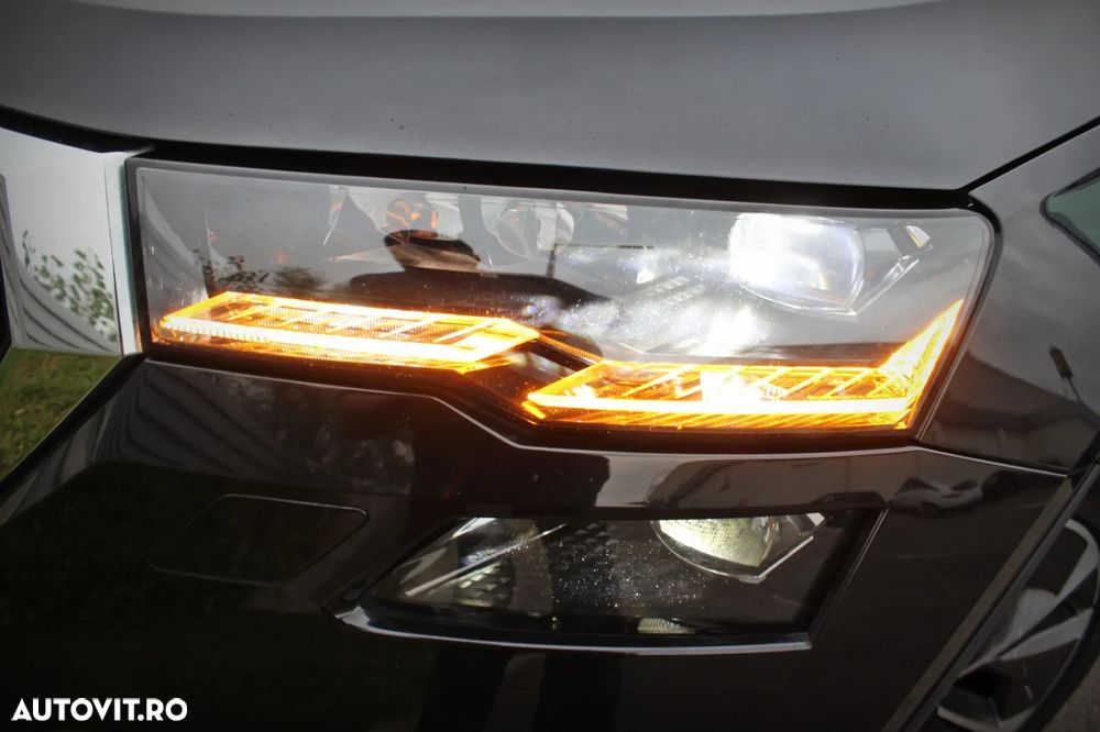 Skoda Karoq 2.0 TDI DSG Sportline - 38