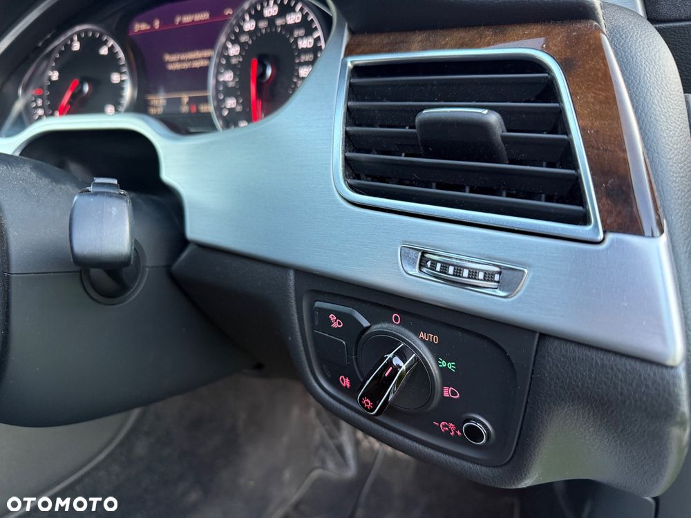 Audi A8 4.2 TDI clean diesel L Quattro - 15