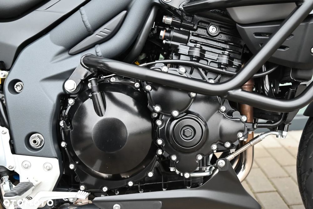 Triumph Tiger - 11