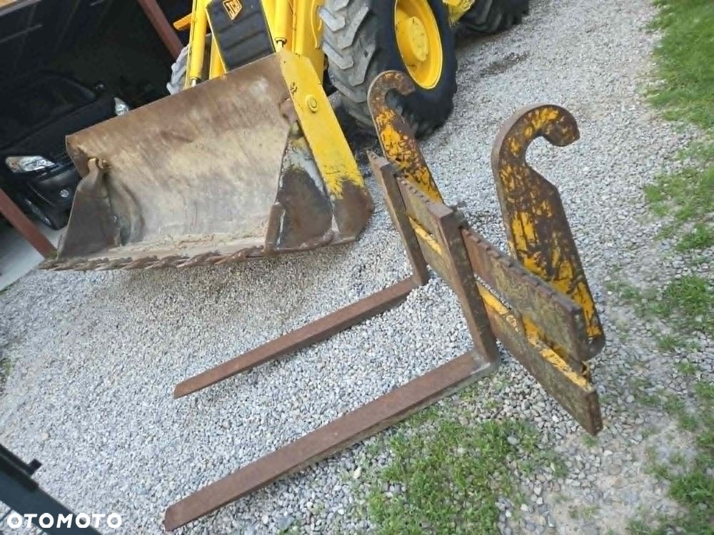 JCB 3CX - 17