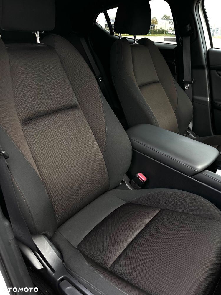 Mazda 3 - 6
