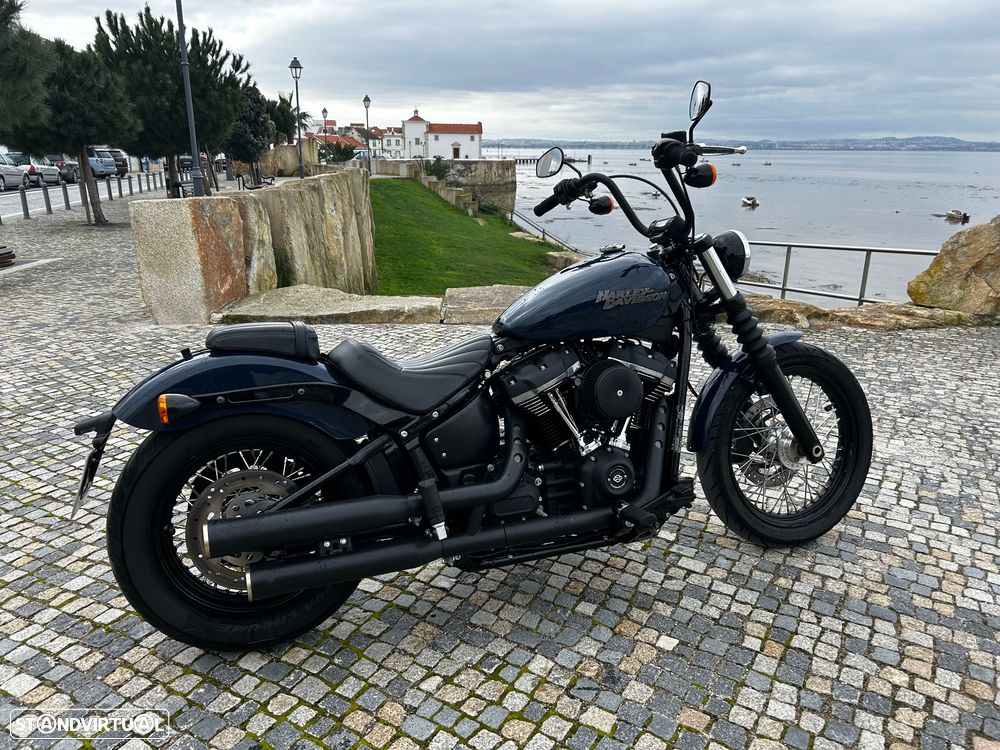 Harley-Davidson Softail Street Bob 33.1 kW - 1