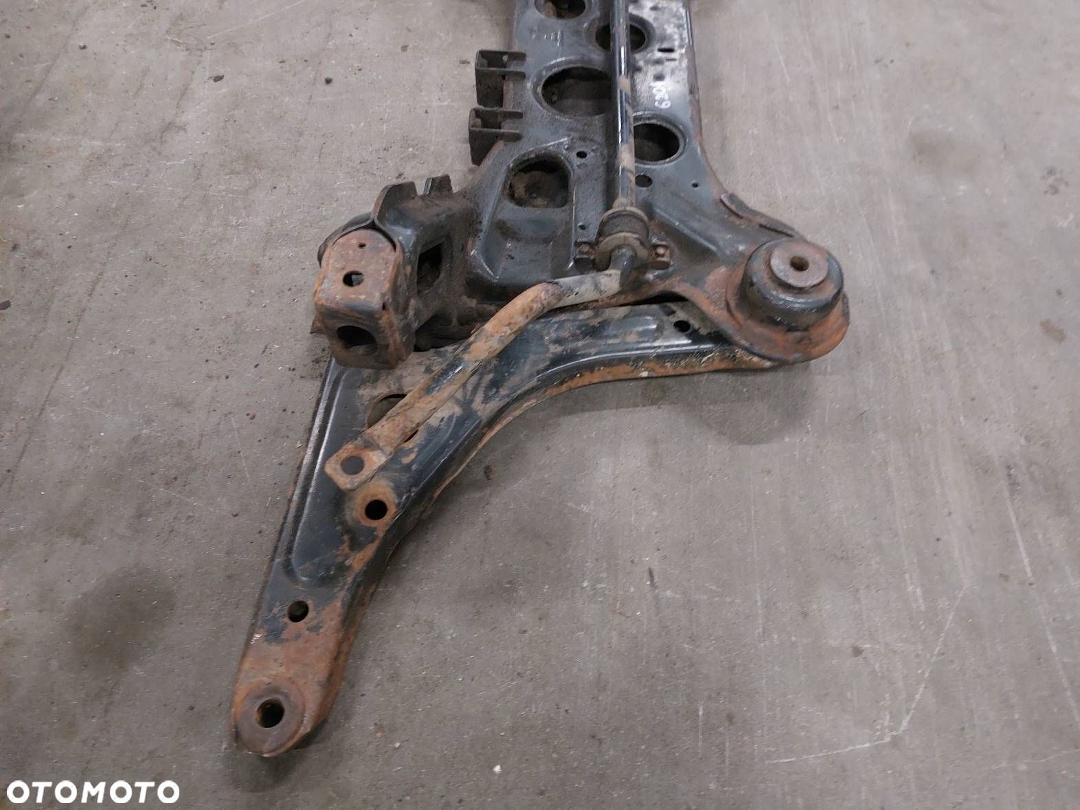 SANKI WÓZEK KOŁYSKA SILNIKA FORD TRANSIT V  00-06r 3C11-5019-A - 2