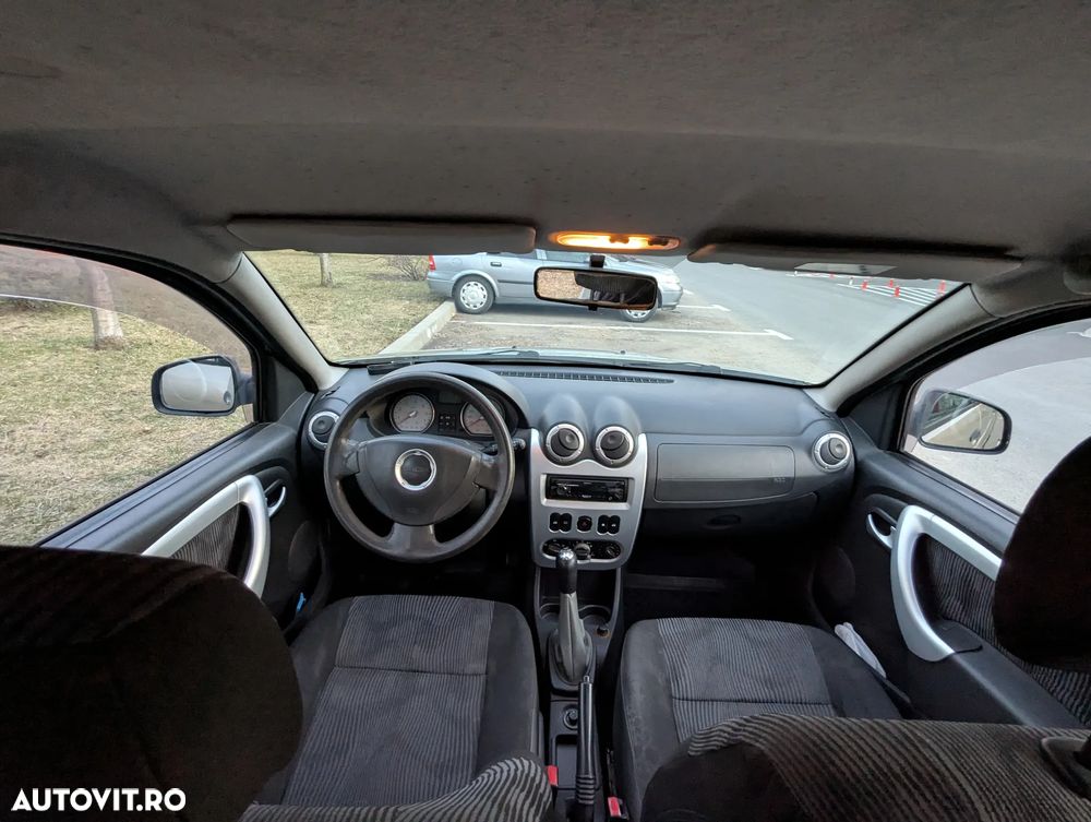 Dacia Sandero 1.6 MPI Laureate - 7