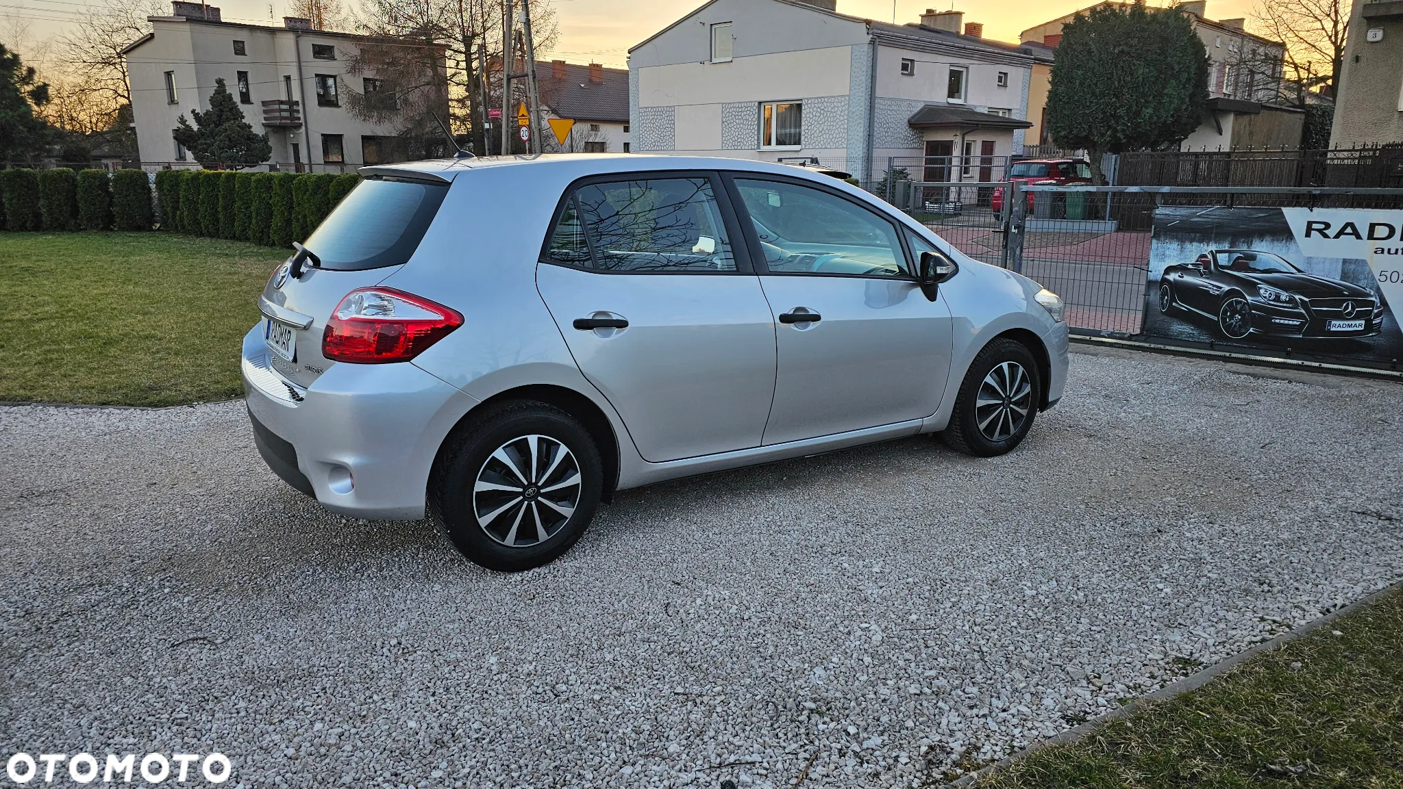 Toyota Auris 1.33 Dual-VVT-i Edition - 24