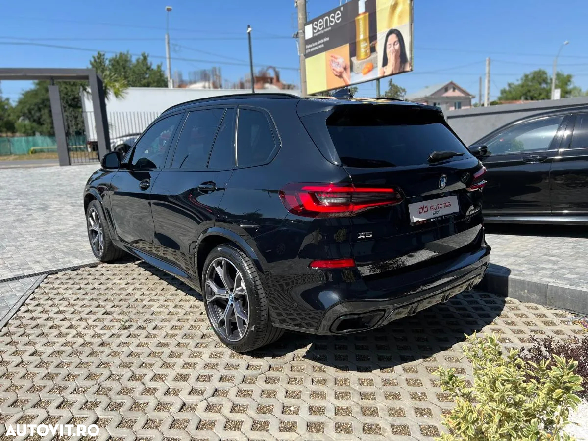 BMW X5 M M50d - 11