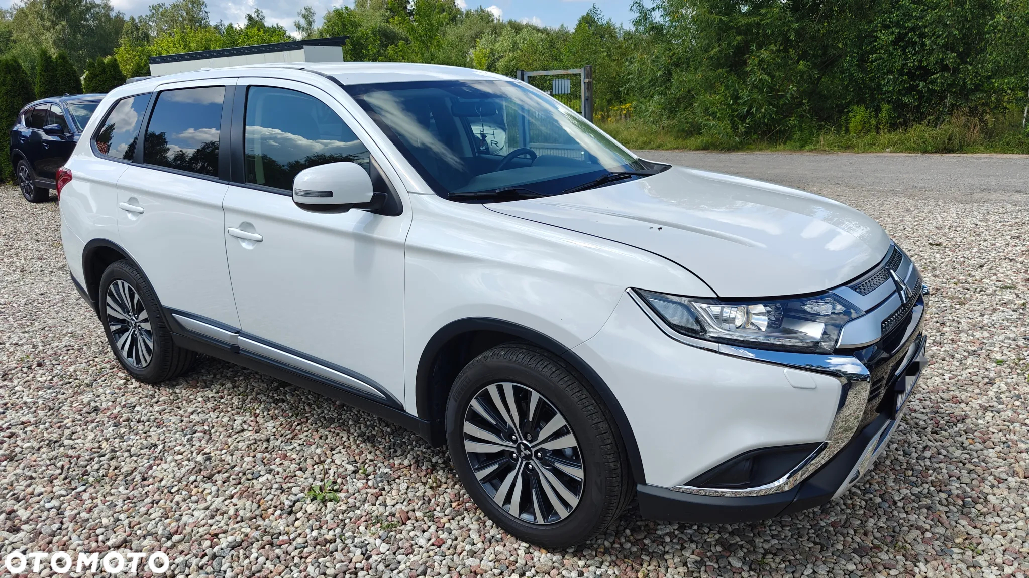 Mitsubishi Outlander 2.4 4WD CVT Instyle - 8