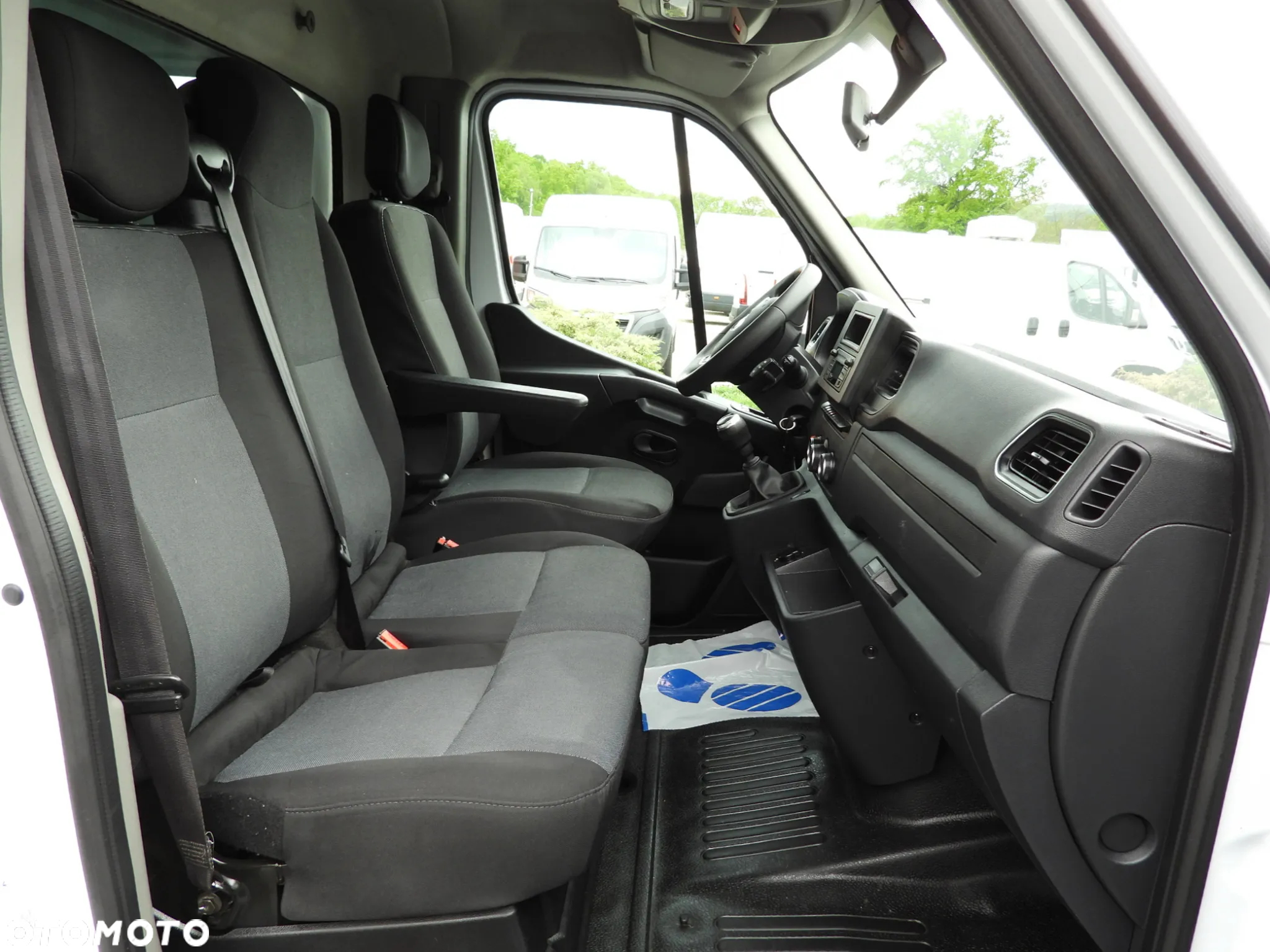 Renault MASTER  PLANDEKA 10 PALET TEMPOMAT LEDY PNEUMATYKA KLIMATYZACJA 165KM [ 755185 ] - 31