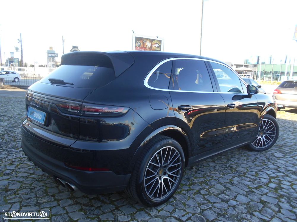 Porsche Cayenne S Platinum Edition - 8
