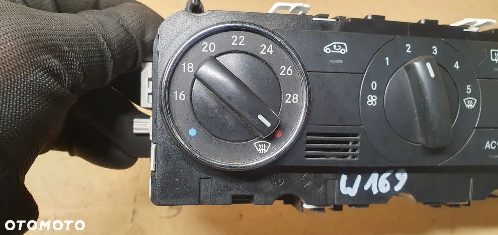 Panel nawiewu klimatyzacji klimy Mercedes A-Klasa W169 A1698301385 - 3