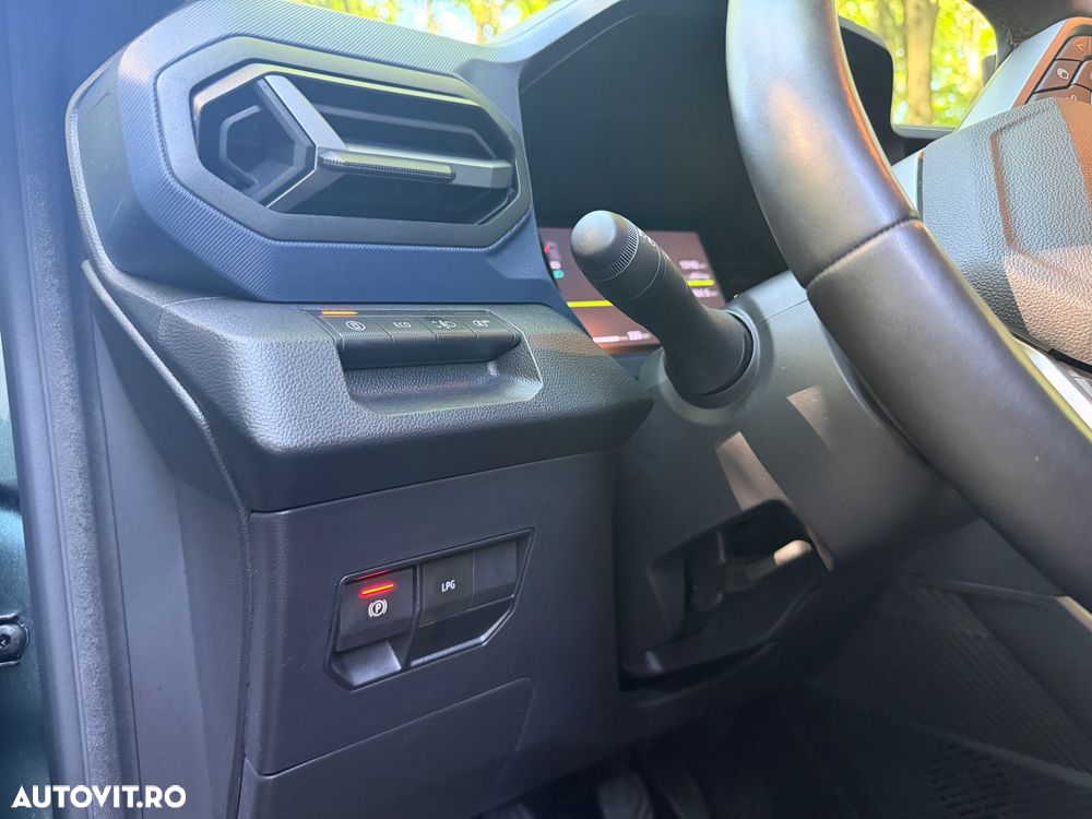 Dacia Duster TCe 90 Essential - 9