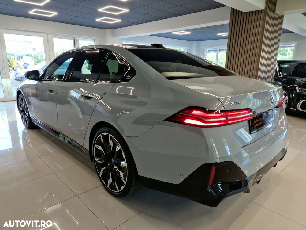 BMW Seria 5 520d xDrive AT MHEV - 10