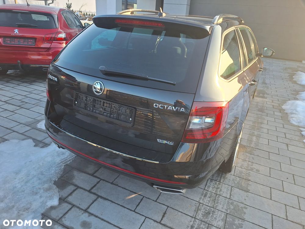 Skoda Octavia 2.0 TDI DSG RS - 6