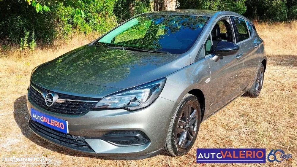 Opel Astra 1.2 T Design & Tech S/S - 1