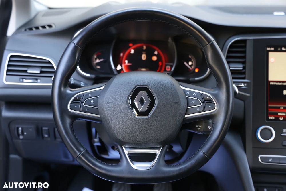 Renault Megane ENERGY dCi 110 Start & Stop Bose Edition - 19