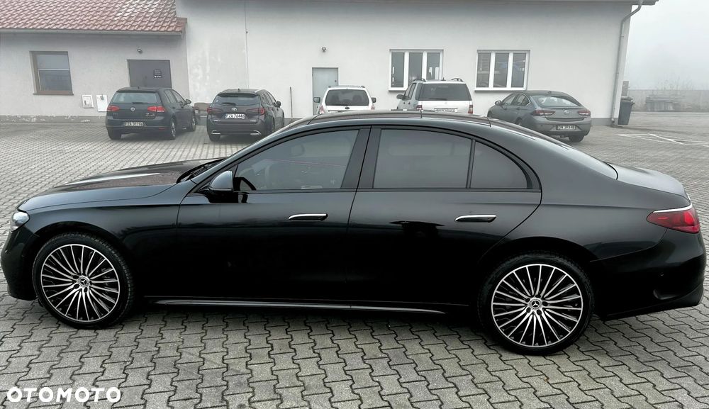 Mercedes-Benz Klasa E 220 d mHEV 4-Matic AMG 9G-Tronic - 12