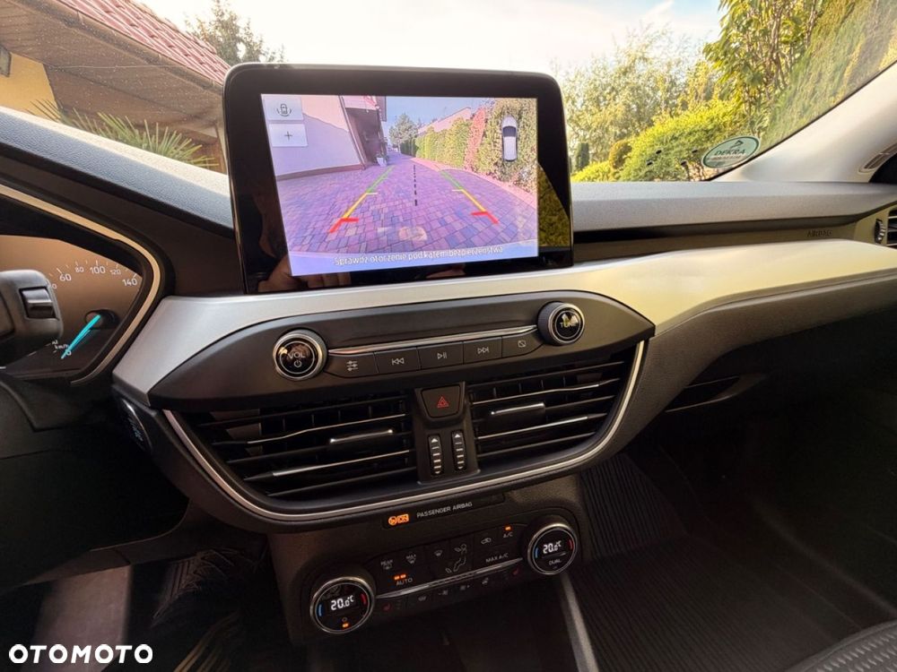 Ford Focus - 24