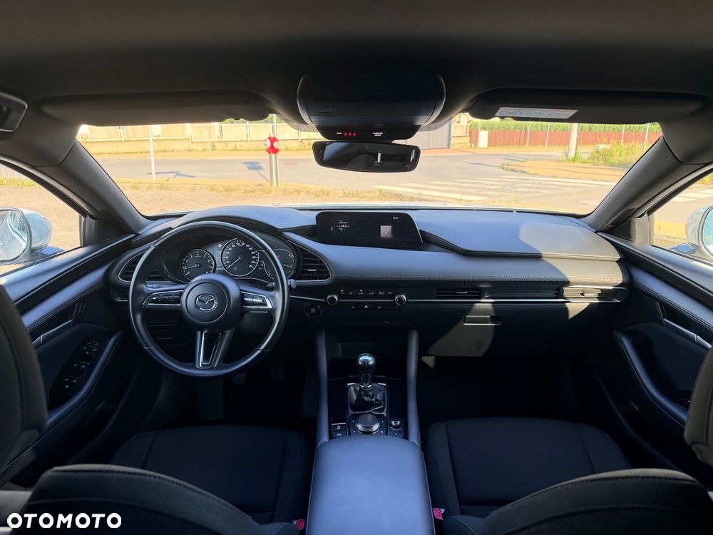 Mazda 3 SKYACTIV-G 2.0 M-Hybrid - 17