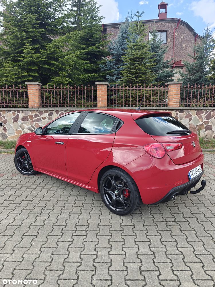 Alfa Romeo Giulietta 1.6 JTDM 16V - 6