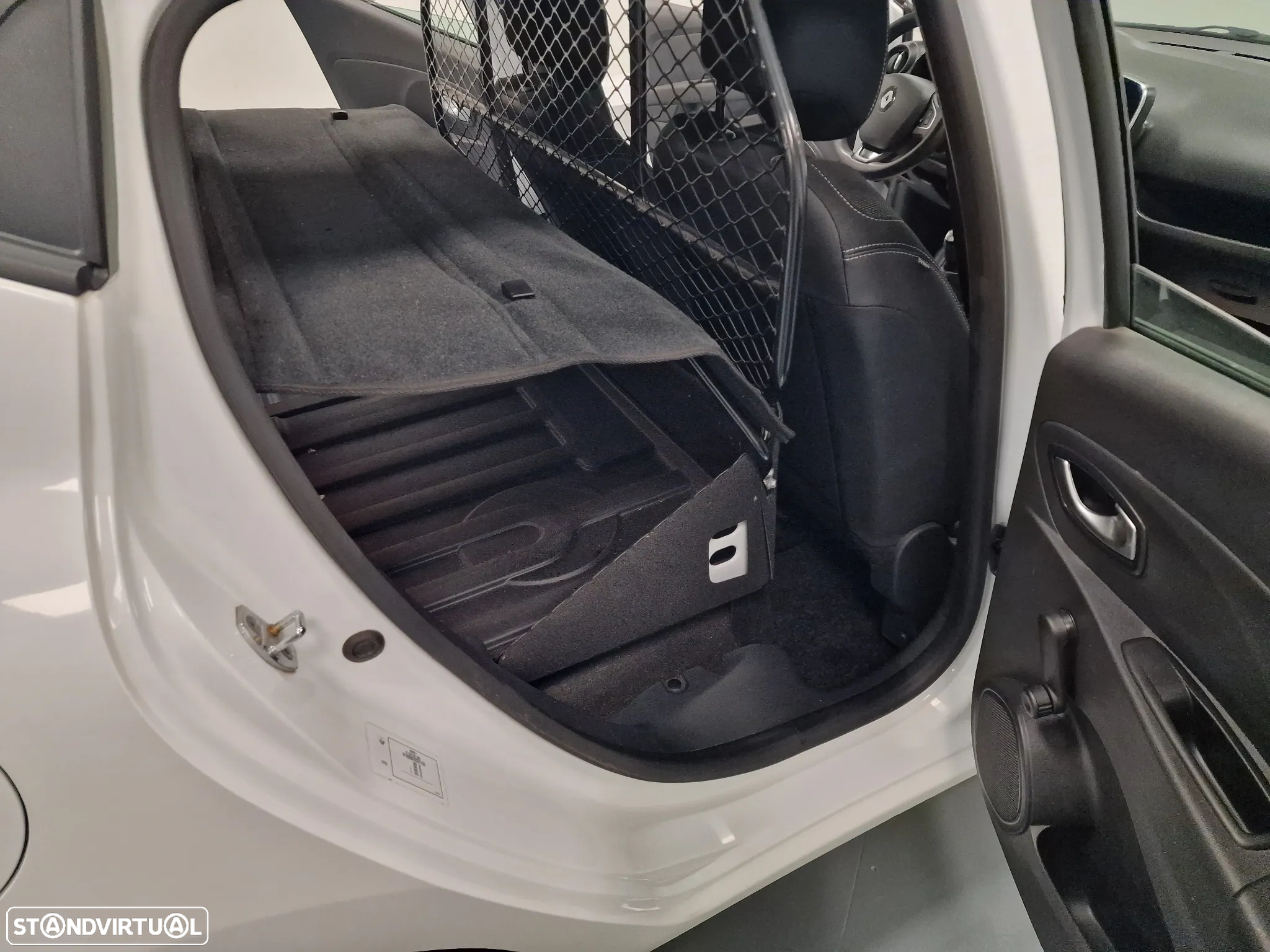 Renault CLIO SOCIETE 1.5 DCI ZEN GPS IVA DEDUTIVEL - 32