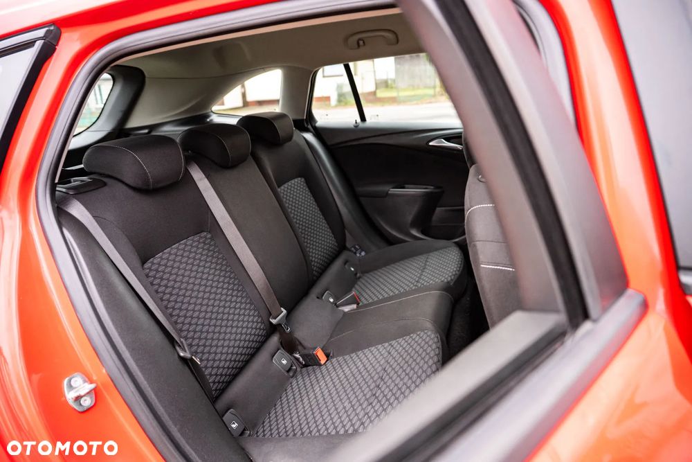 Opel Astra 1.6 CDTI Elite - 21