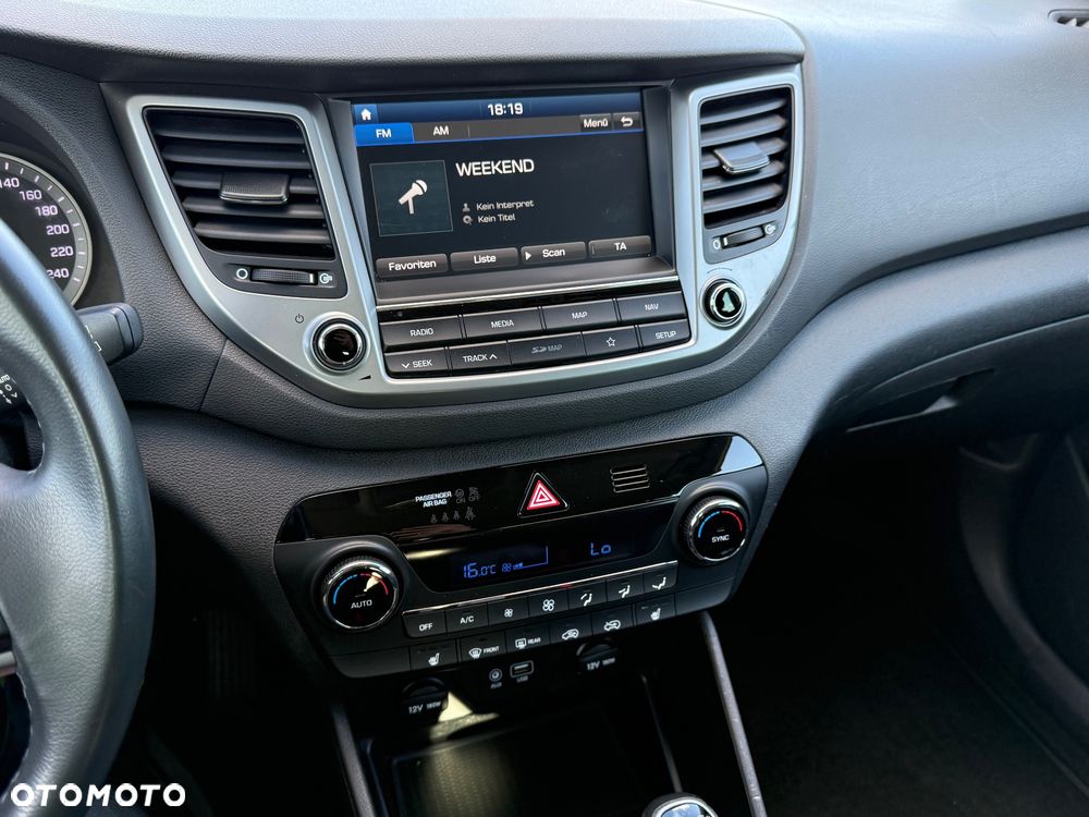 Hyundai Tucson 1.6 GDi 2WD Pure - 28