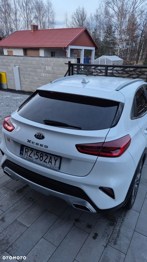 Kia XCeed 1.5 T-GDI M - 10