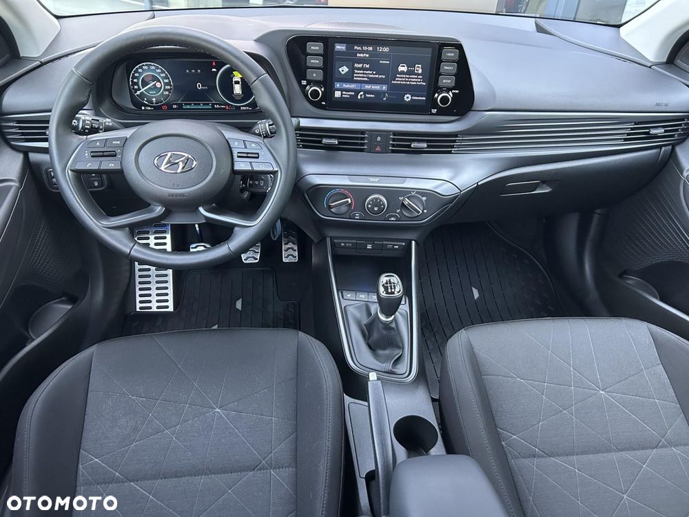 Hyundai Bayon - 16