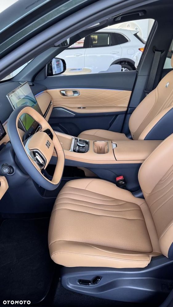 Geely Starray EM-i 1.5 PHEV Max DHT - 10