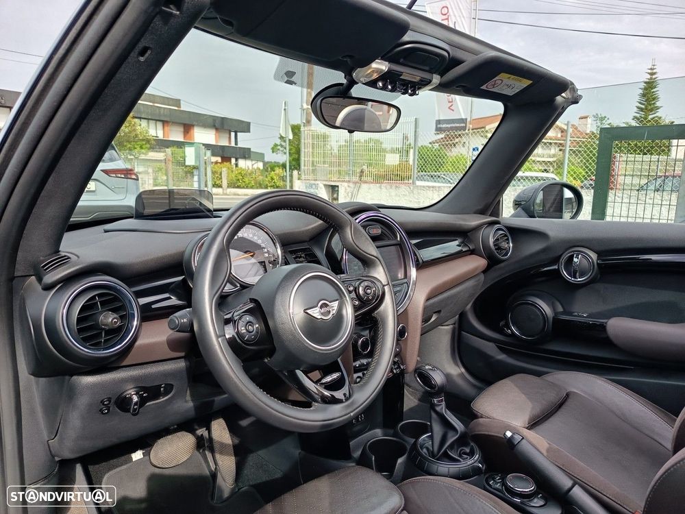 MINI Cabrio Cooper Premium Resolute Edition Auto - 21