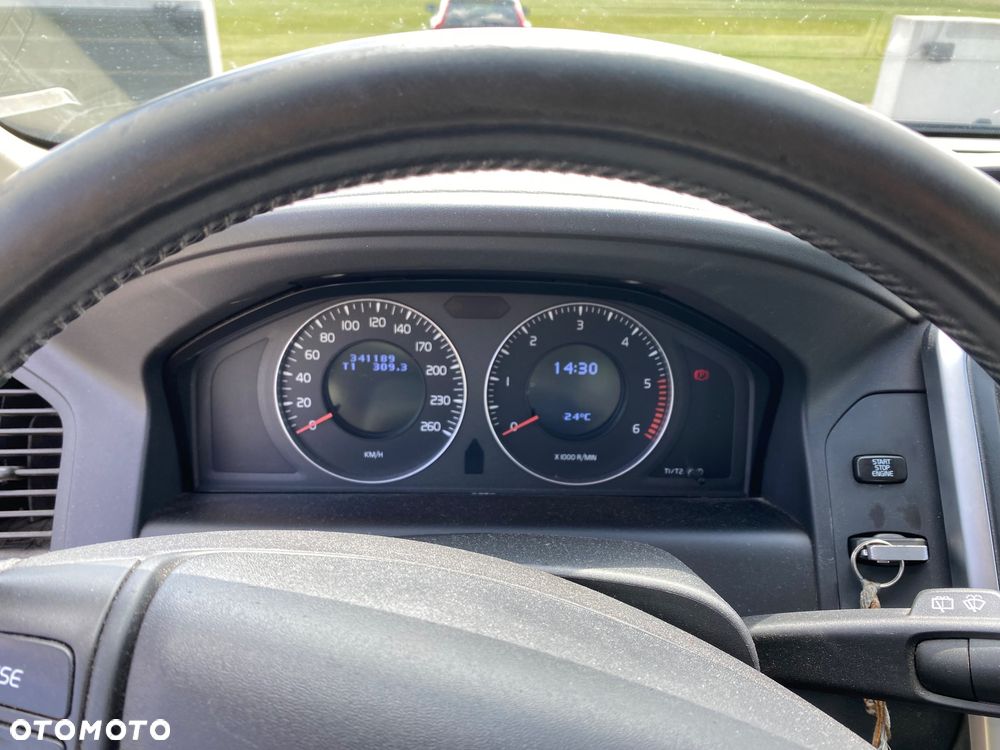 Volvo XC 60 2.4D DRIVe - 8