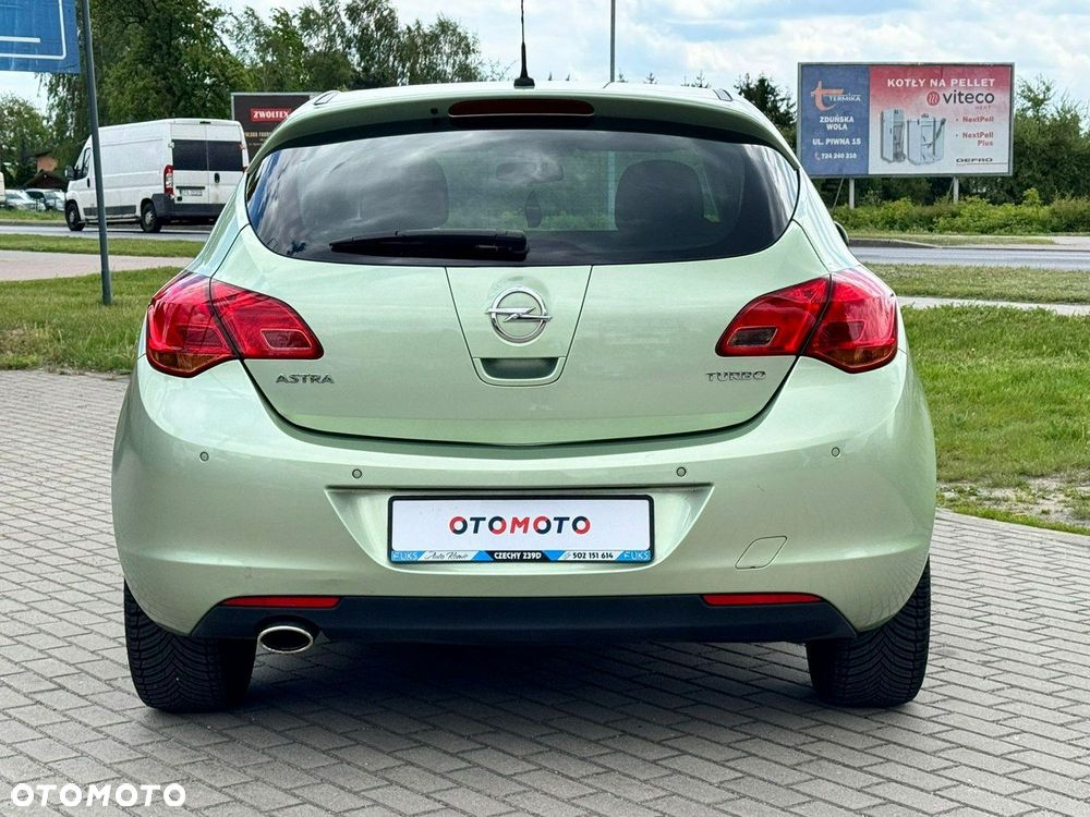 Opel Astra 1.4 T Enjoy - 12