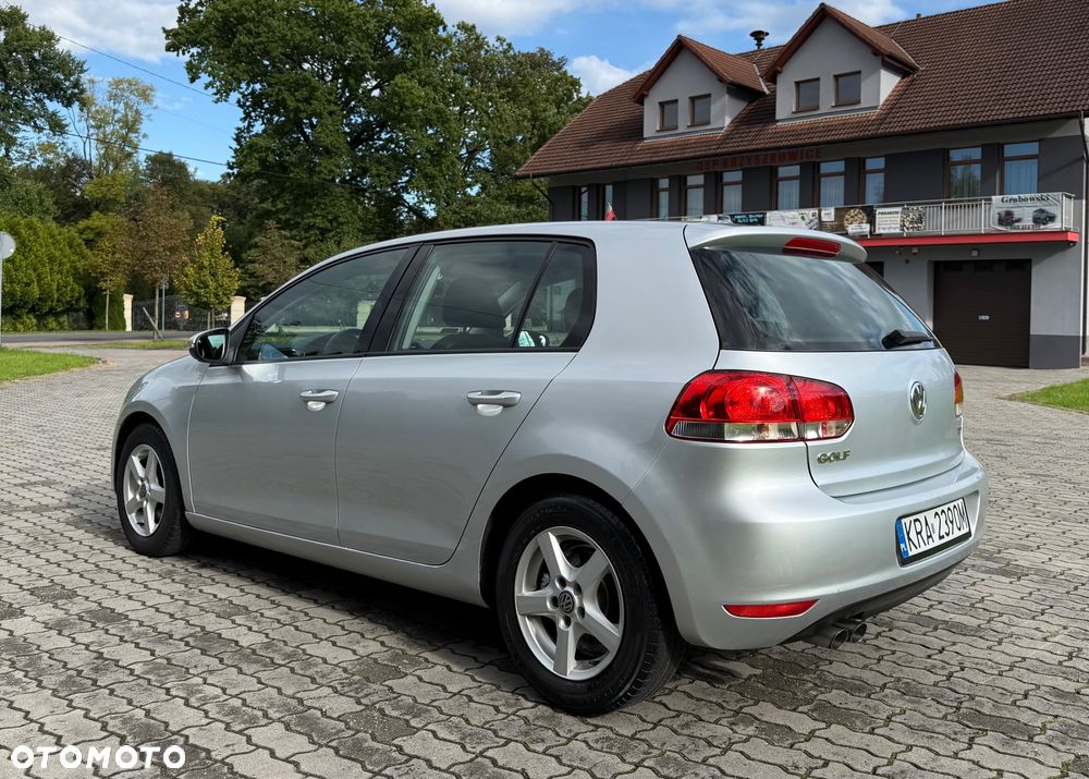 Volkswagen Golf VI 2.0 TDI Comfortline - 10