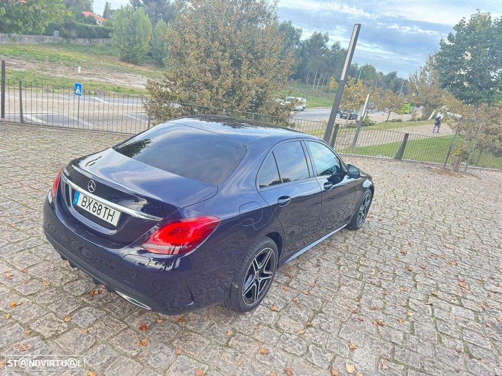 Mercedes-Benz C 300 de AMG Line - 17